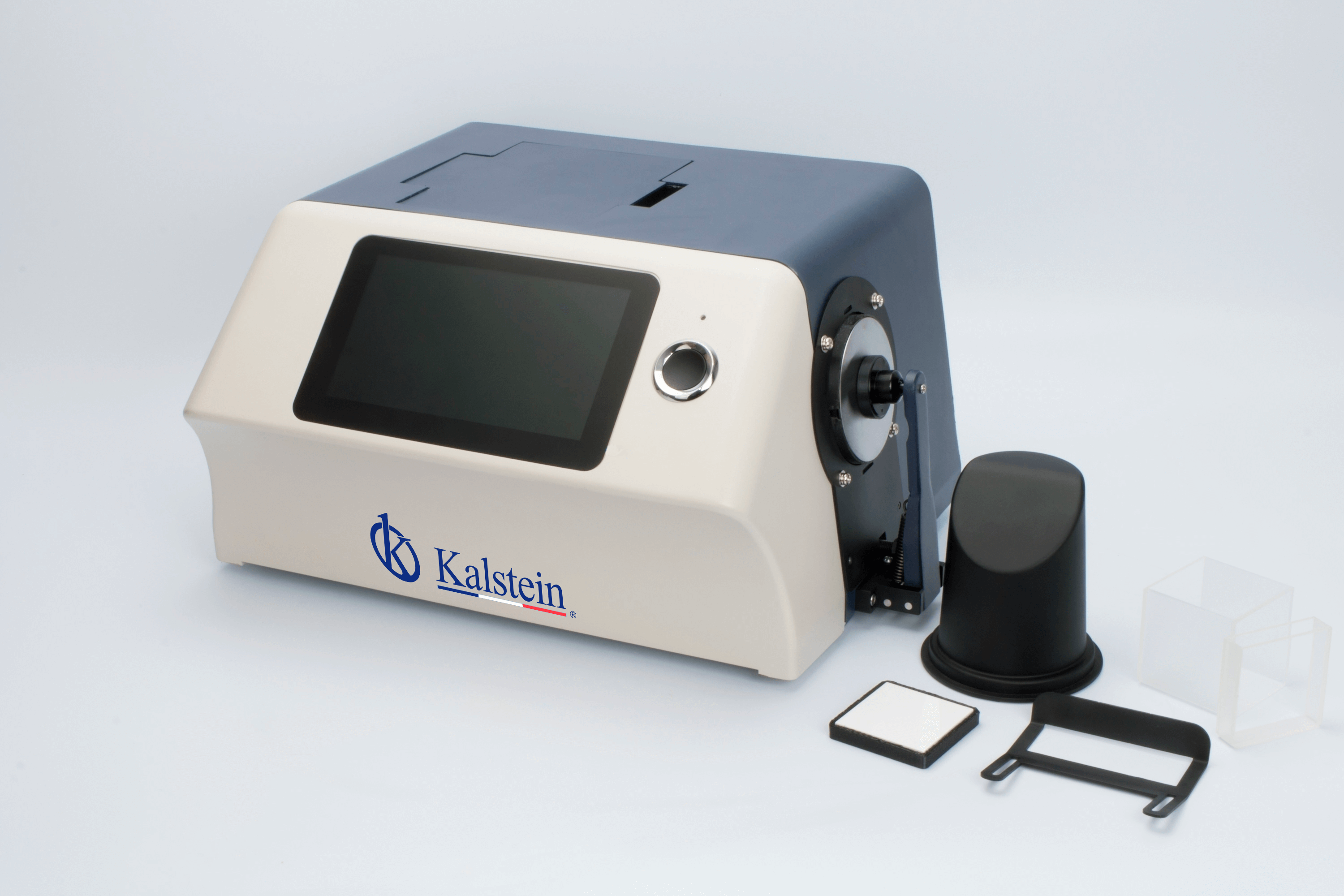 How to Ensure Compliance with ISO/IEC Standards Using Benchtop Spectrophotometers